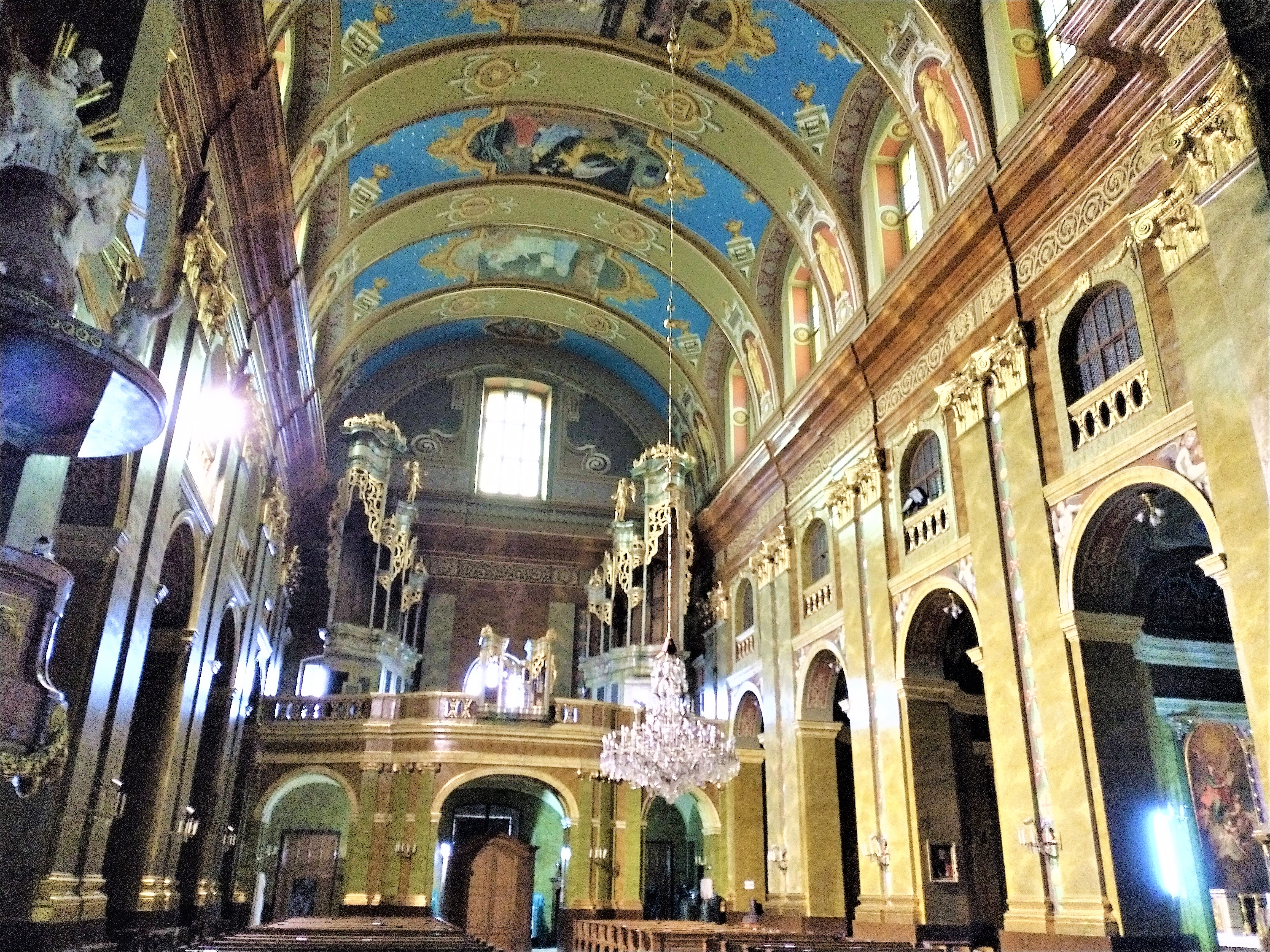 Oradea and nearby excursions